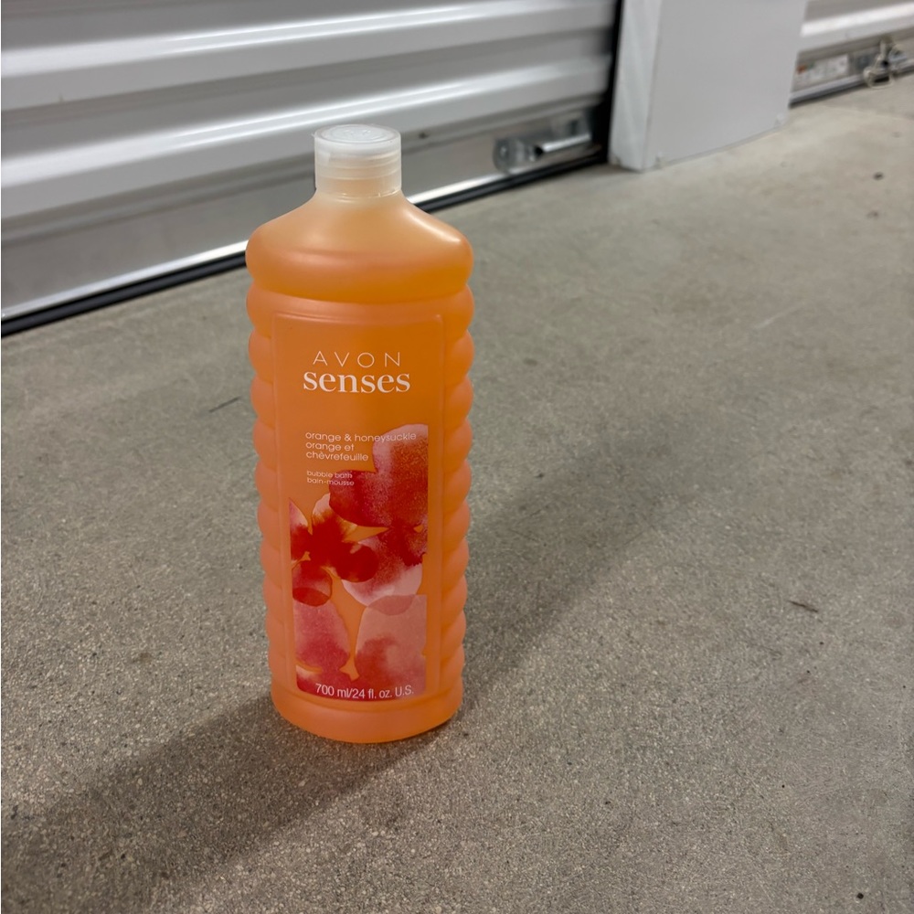 Avon orange and honey suckle bubble bath 24oz. New